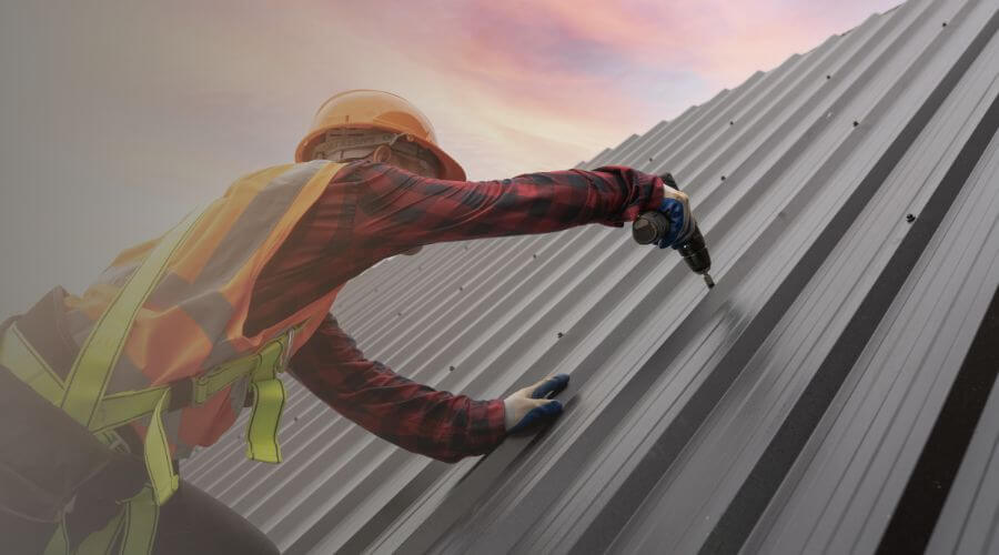 Expert Emergency Roof Repairs services in Luverne, ND